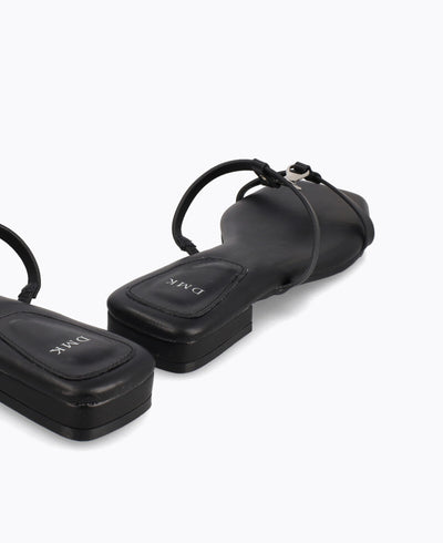 Emma Flat Sandals - Black