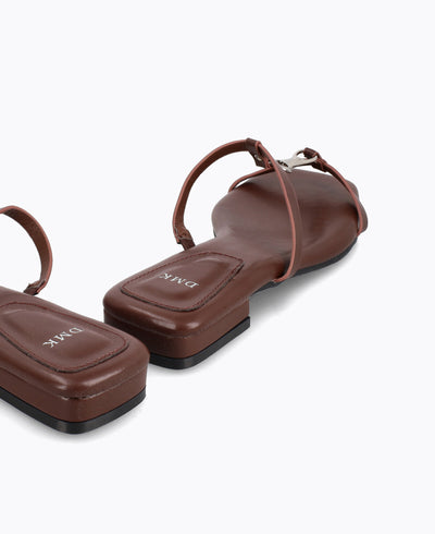 Emma Flat Sandals - Brown