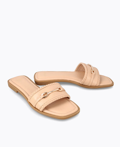 Jaena Flat Sandals - Almond