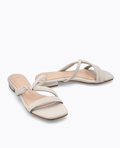 Maisie Flat Sandals - Beige