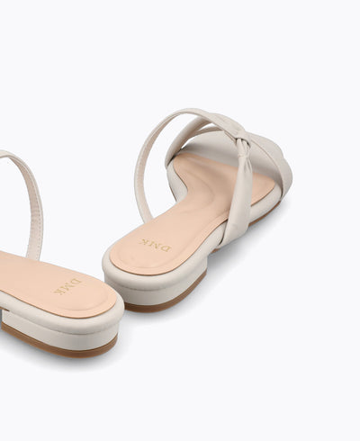 Maisie Flat Sandals - Beige