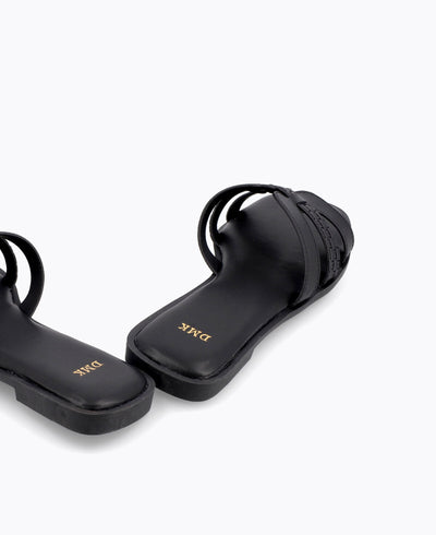 Erina Flat Sandals - Black