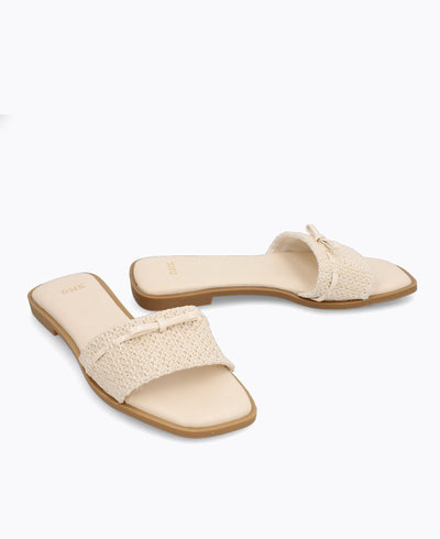 Clara Flat Sandals - Beige