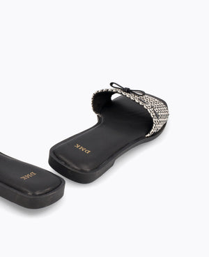 Clara Flat Sandals - Black