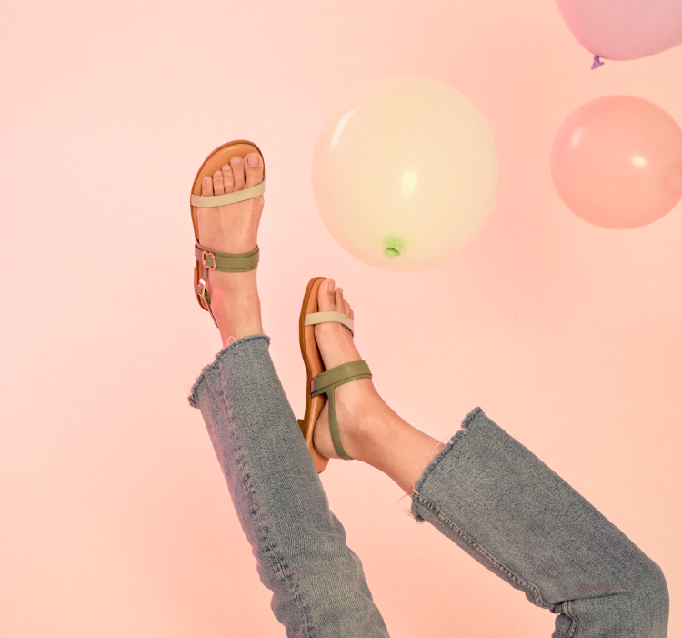 Dalinda flat 2025 evening sandals