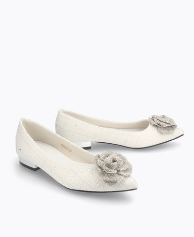 Nora Flat Pumps - White