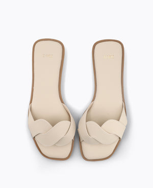Darla Flat Sandals - Beige