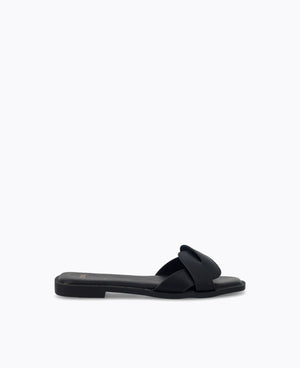 Darla Flat Sandals - Black