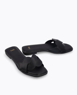 Darla Flat Sandals - Black