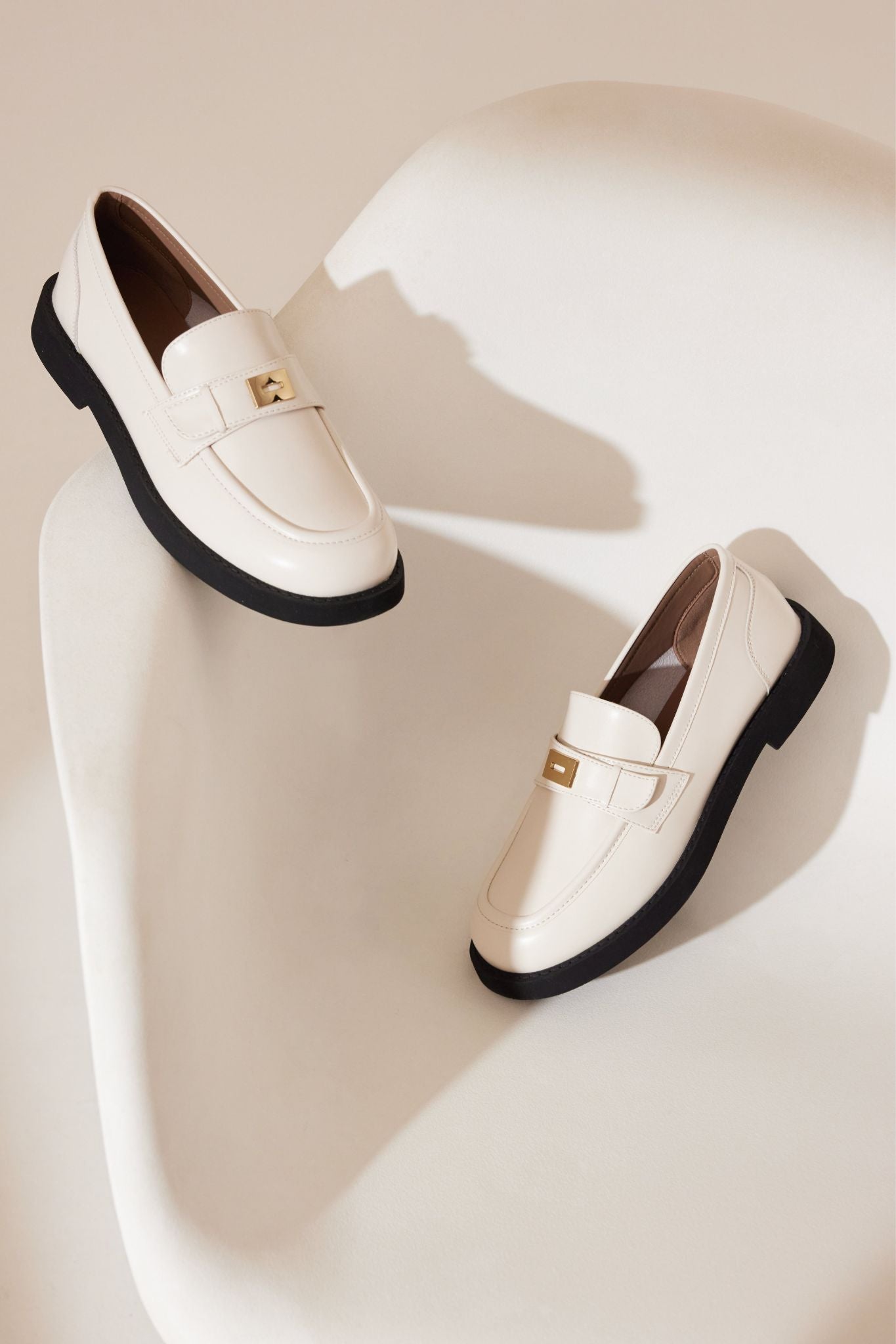 Loafers for wide feet hot sale