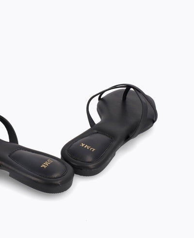 Karissa Flat Sandals - Black