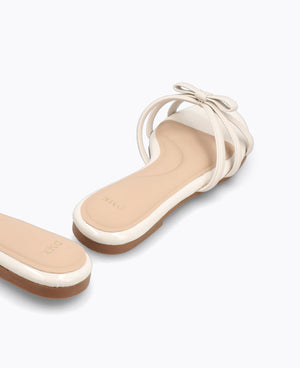 Chernice Flat Sandals - Beige
