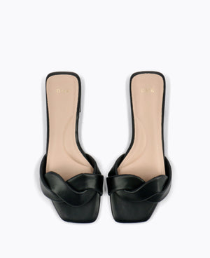 Merah Flat Sandals - Black