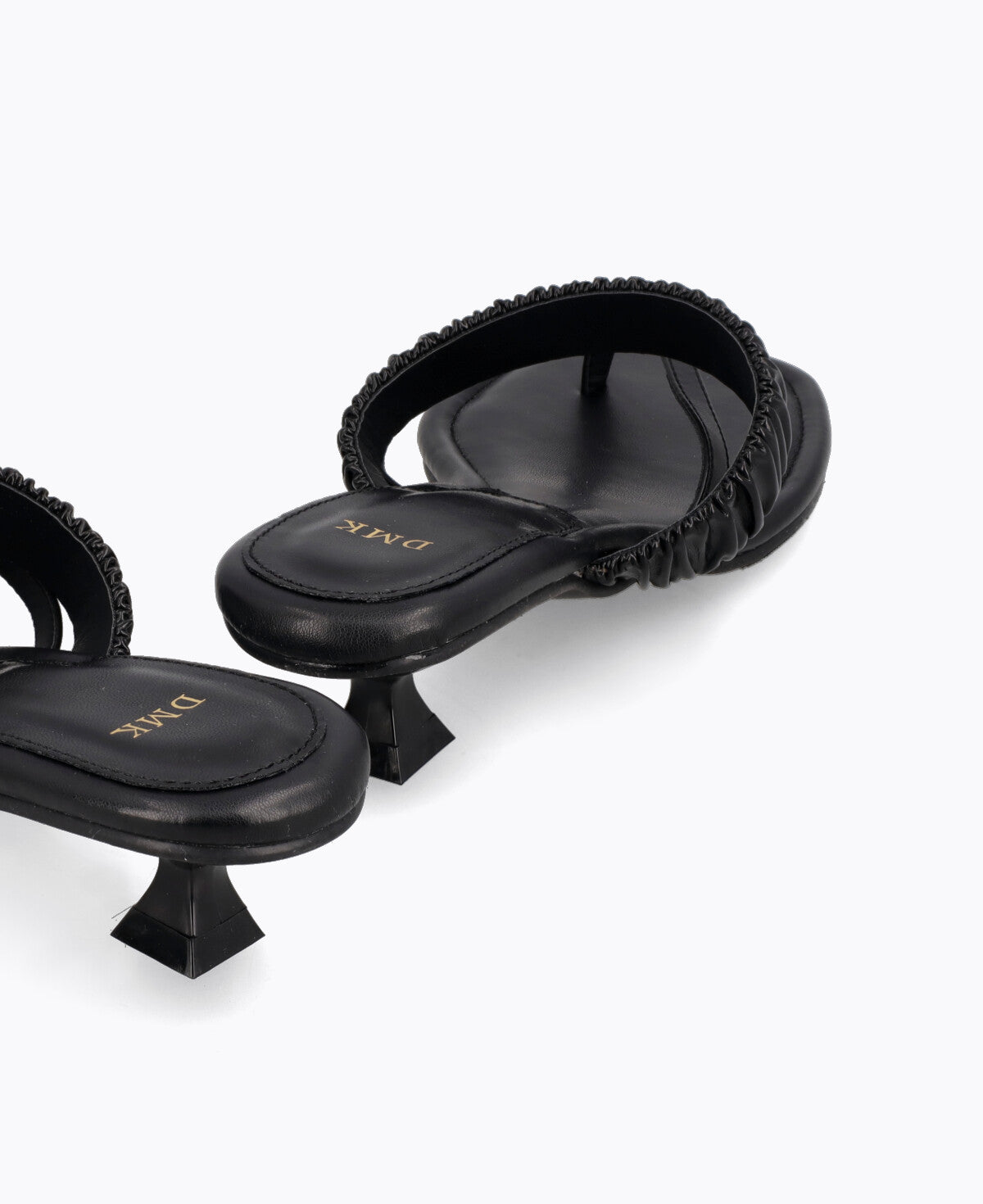 Novara Thong Heel Sandals - Black