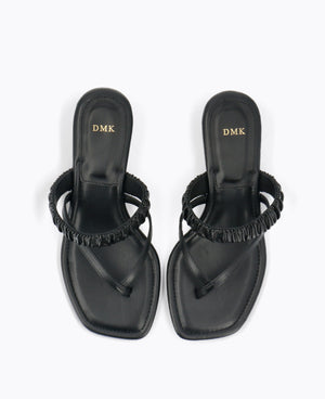 Novara Thong Heel Sandals - Black