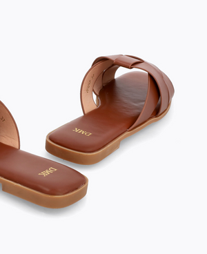 Ramona Flat Sandals - Camel