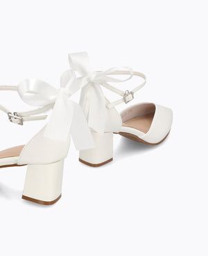 Meredith Bow Heel Pumps - Beige
