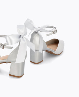 Meredith Bow Heel Pumps - Silver