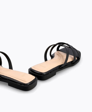 Xenia Flat Sandals - Black