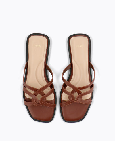 Xenia Flat Sandals - Brown